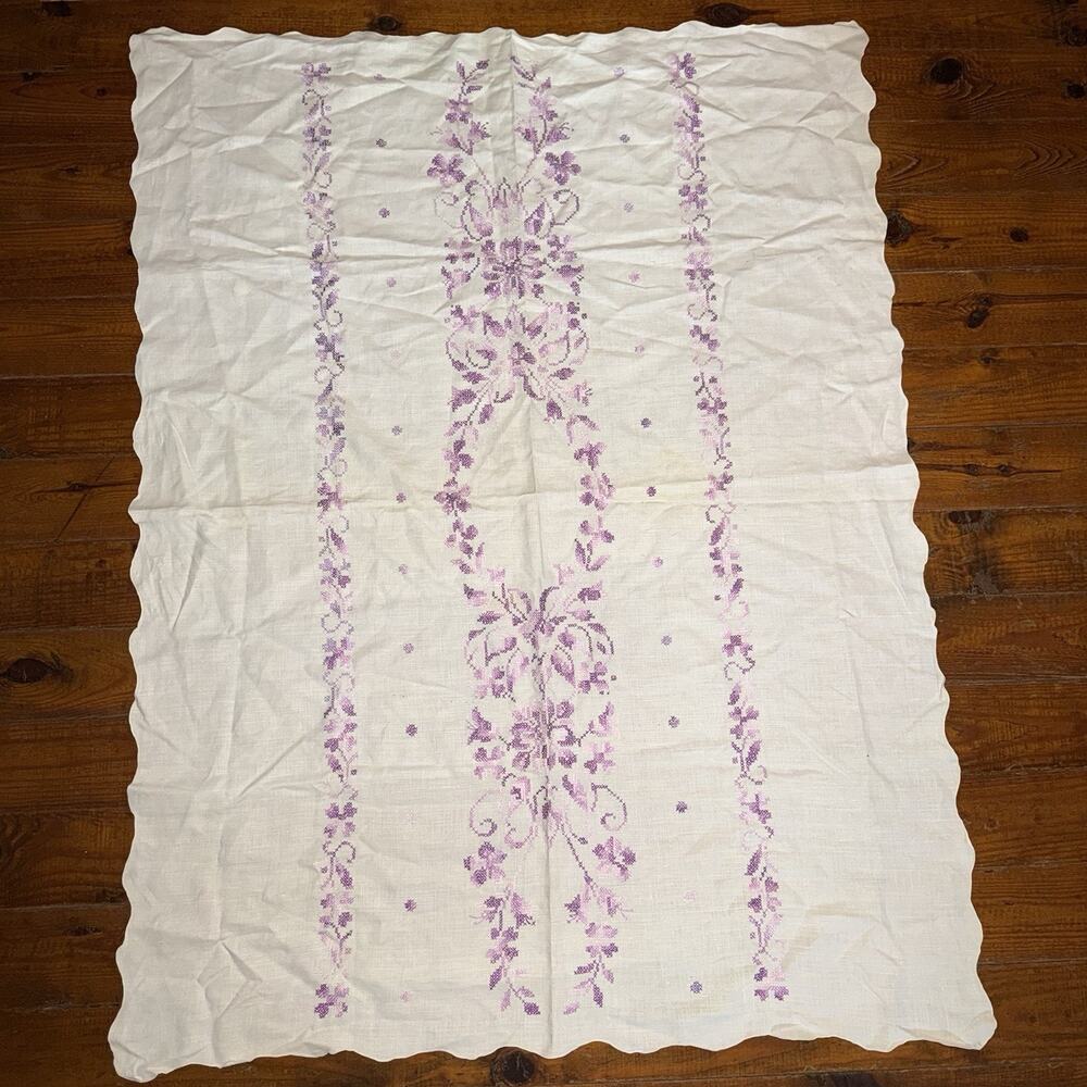 Vintage Linen Tablecloth Cross Stitch Floral Embroidery Purple 65x49
